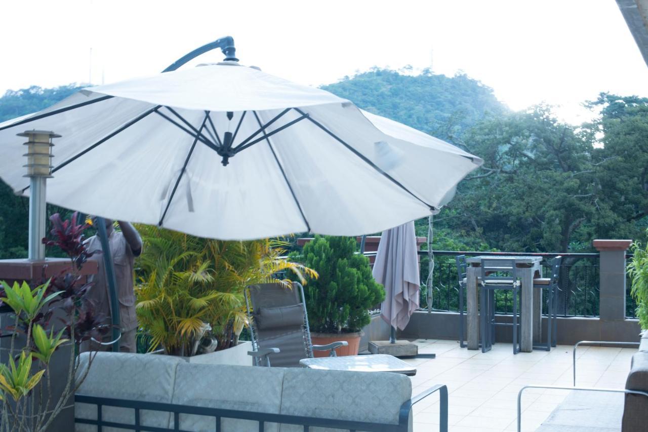 Residence Massou Yaoundé Buitenkant foto