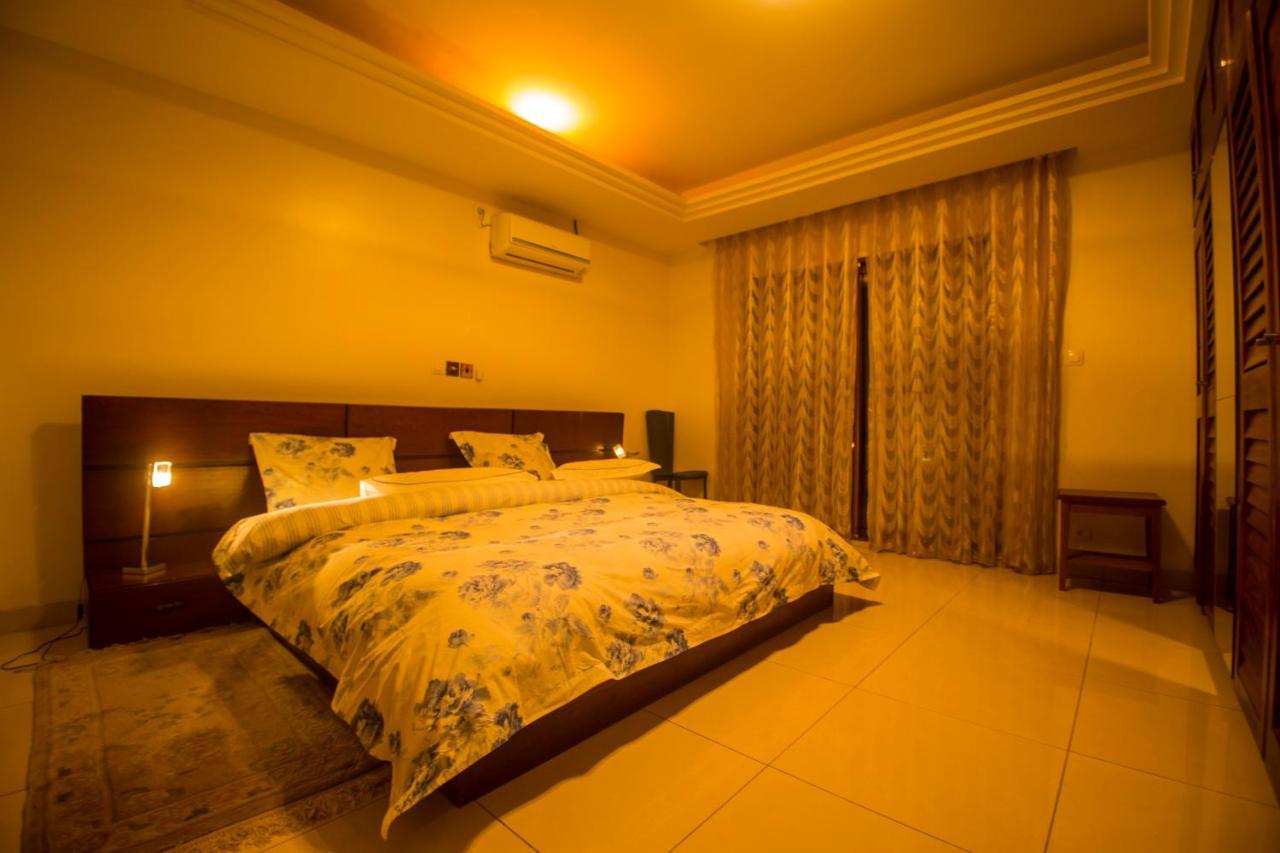 Residence Massou Yaoundé Buitenkant foto
